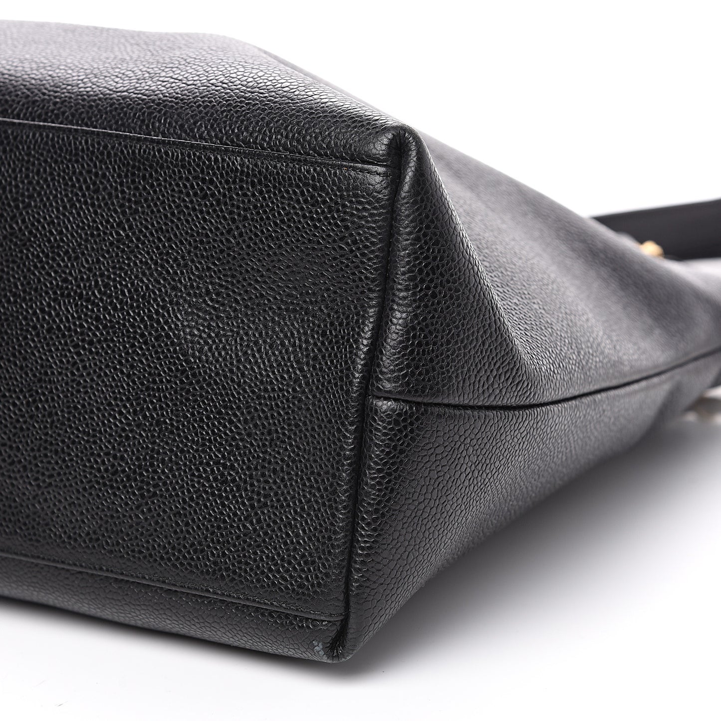 Caviar Large CC Shoulder Bag Black