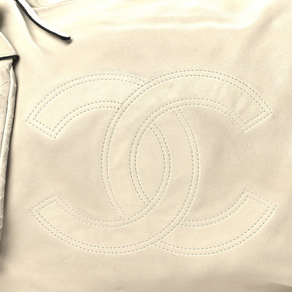 Chanel Lambskin Large Edgy Hobo White 8 of 19