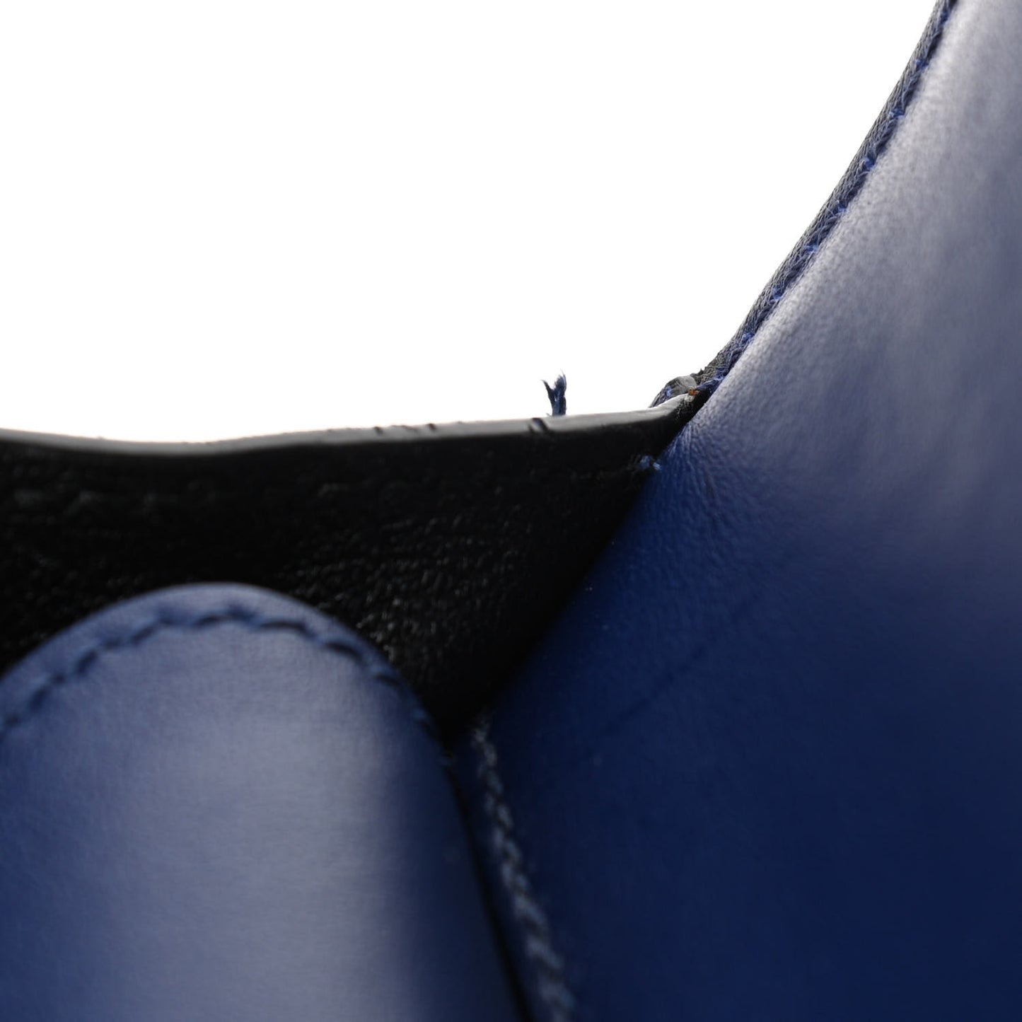 City Calf Saffiano Cahier Bag Bluette Black