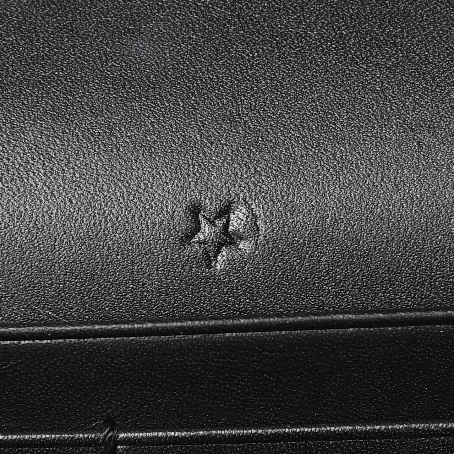 Calfskin Animalier Chain Wallet Black