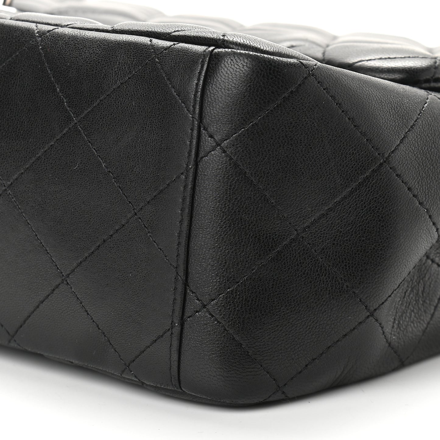 Lambskin Quilted Maxi Single Flap Black