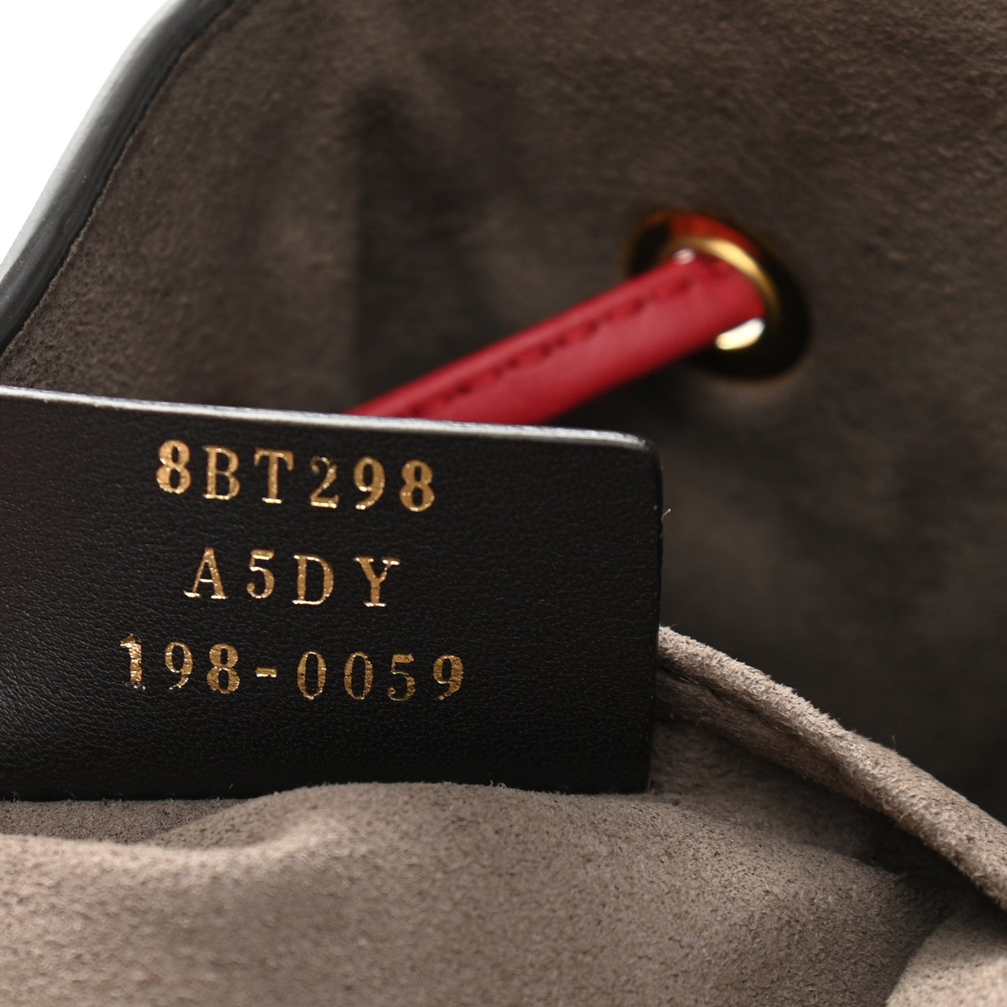 Vitello Grace Matte F is Fendi Grande Mon Tresor Bucket Bag Fragola