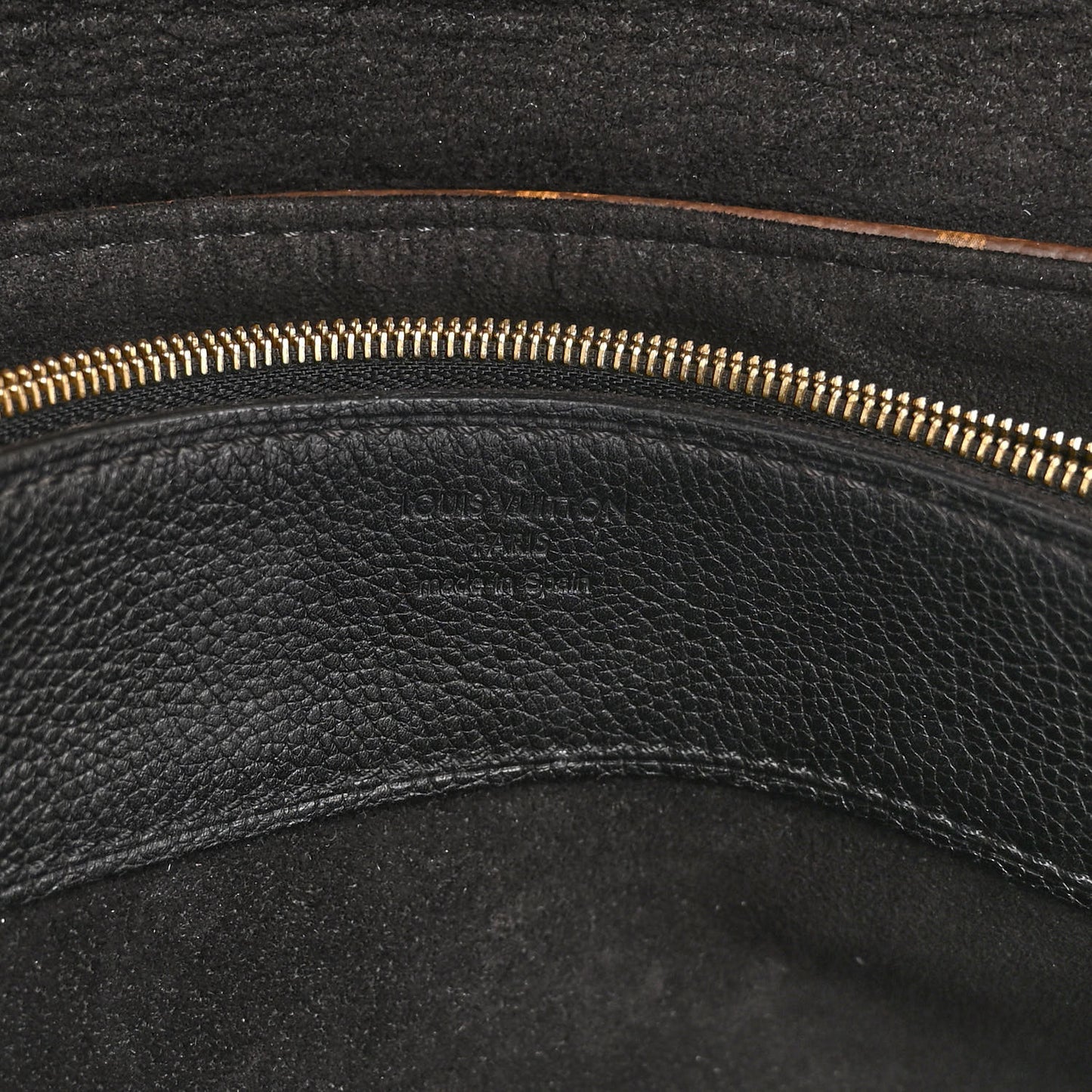 Monogram Pallas Chain Black