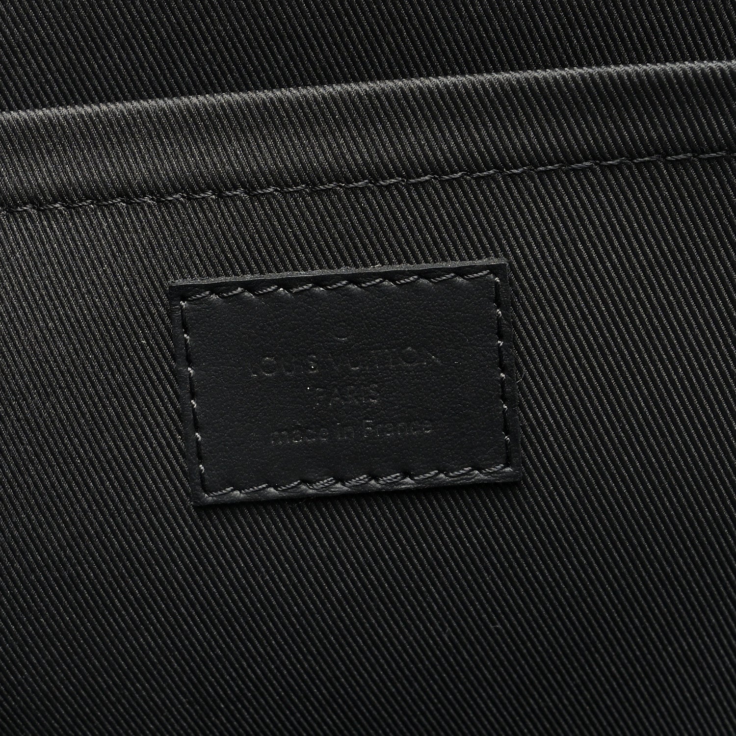 Louis Vuitton X NIGO Giant Damier Ebene Bear Pochette Jour GM 6 of 6