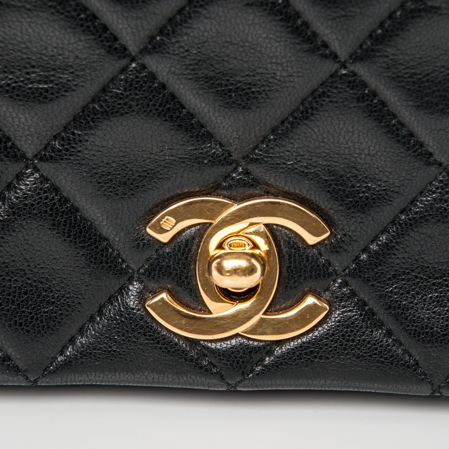 Lambskin Quilted Small Single Flap Black