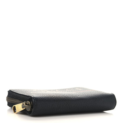Gucci Calfskin Logo Zip Around Card Case Black 4 of 10
