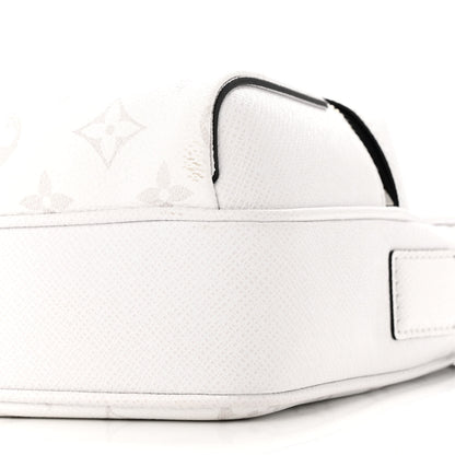 Louis Vuitton Taiga Monogram Outdoor Messenger White 9 of 10