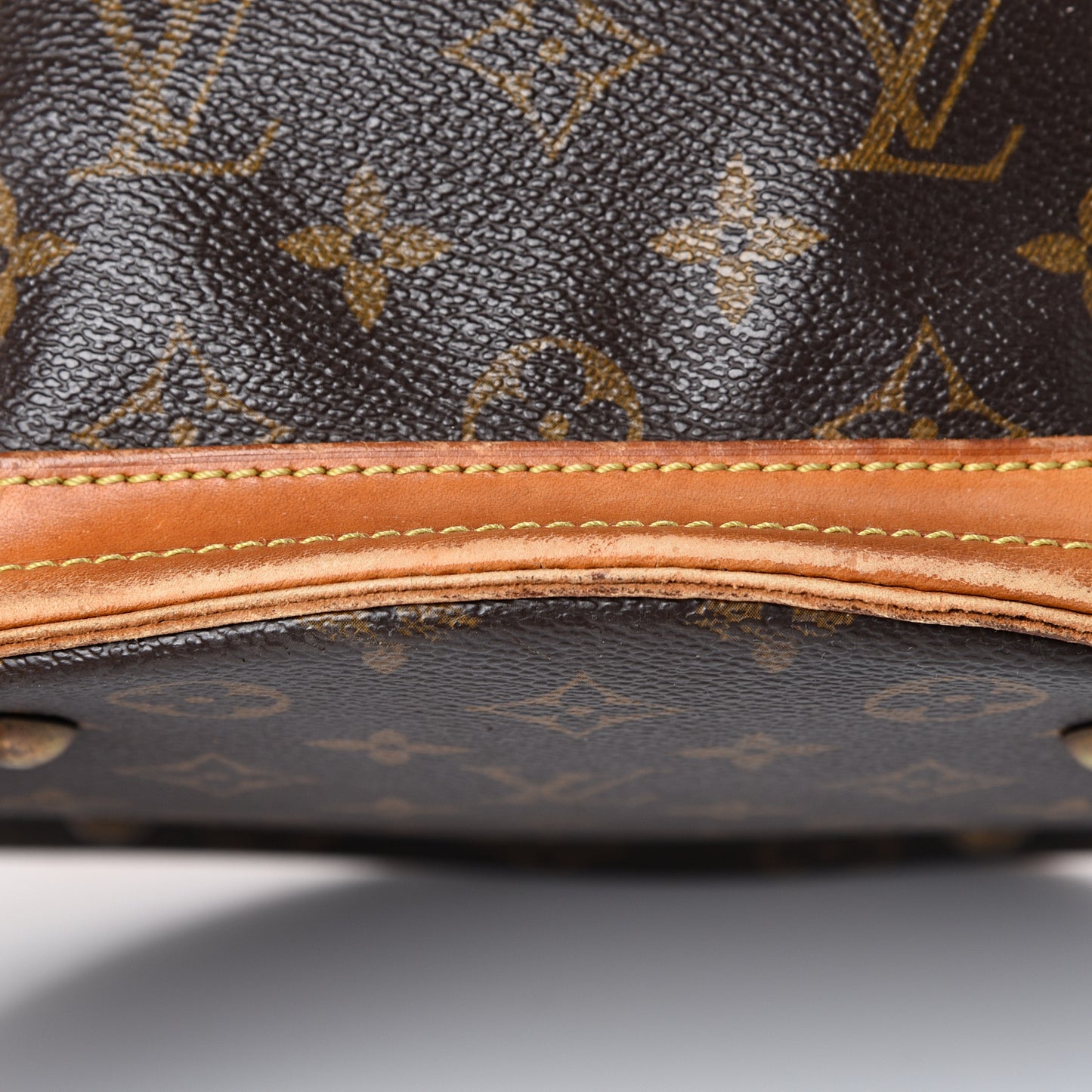 Monogram Bucket 27