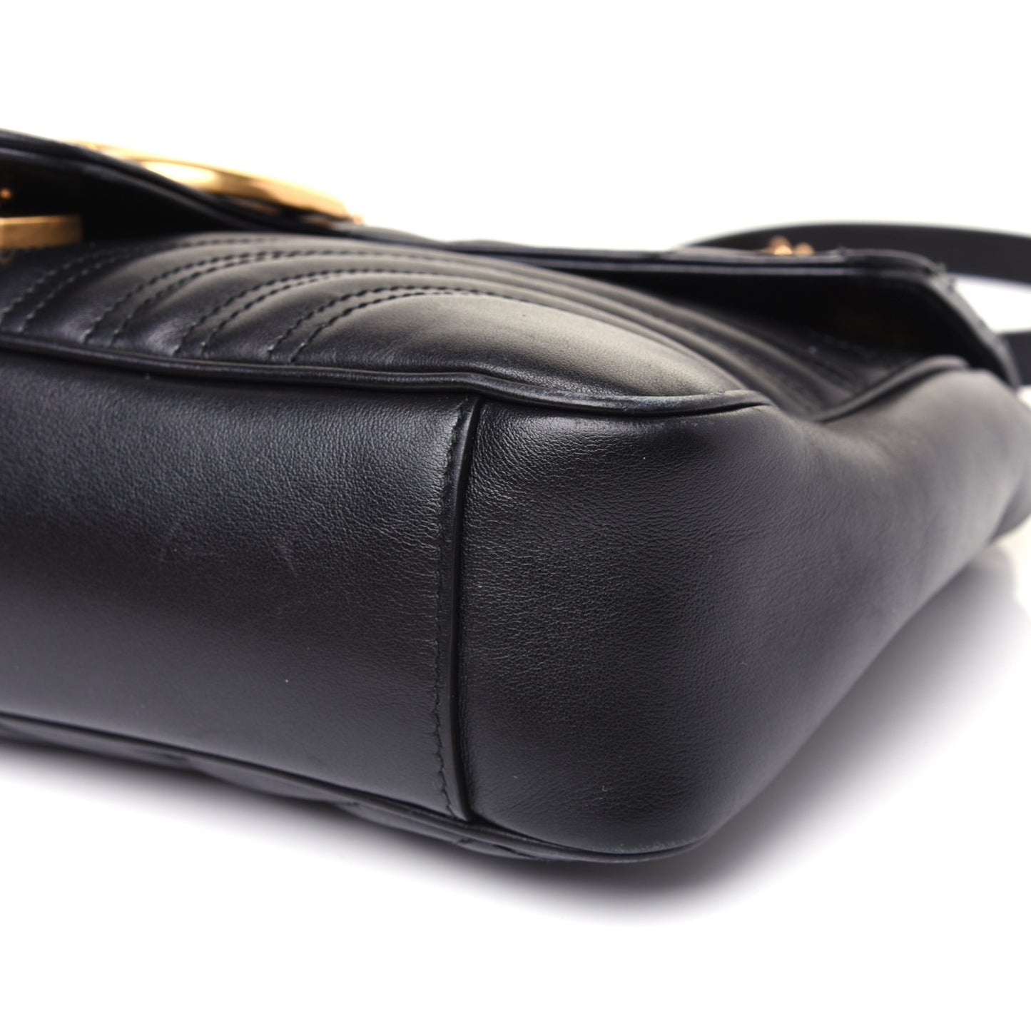 Calfskin Matelasse Medium GG Marmont Shoulder Bag Black
