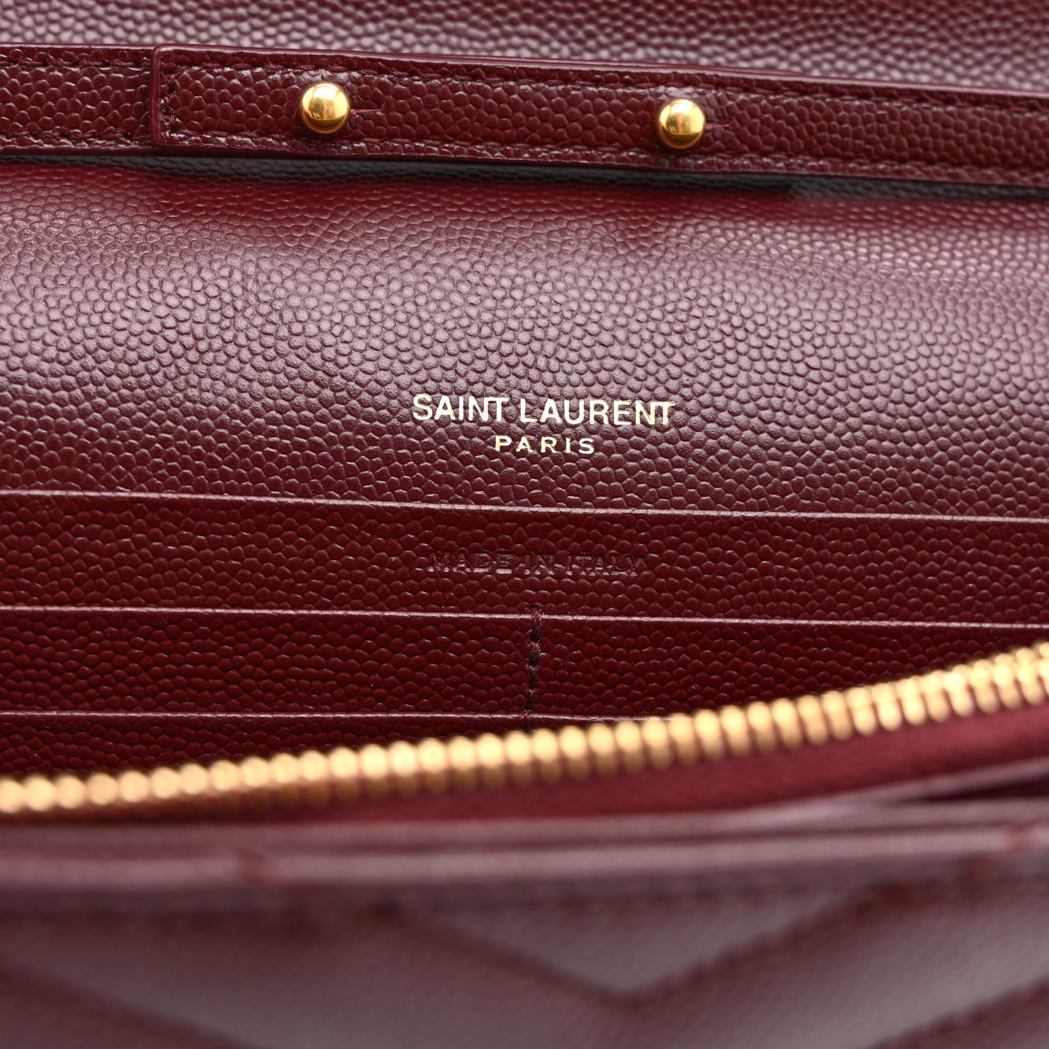 Saint Laurent Grain De Poudre Matelasse Chevron Monogram Chain Wallet Rouge Legion 6 of 9