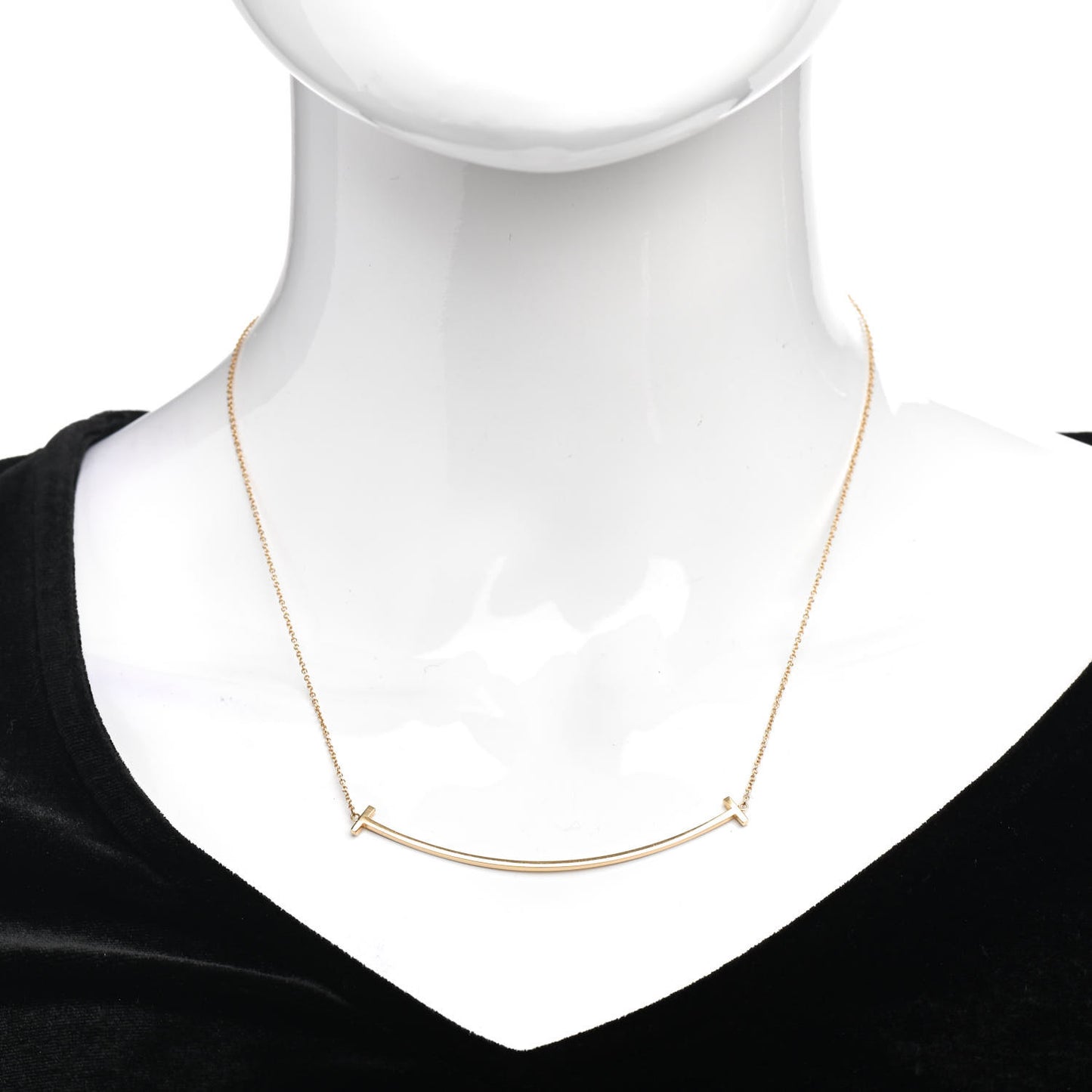 18K Yellow Gold Large T Smile Pendant Necklace