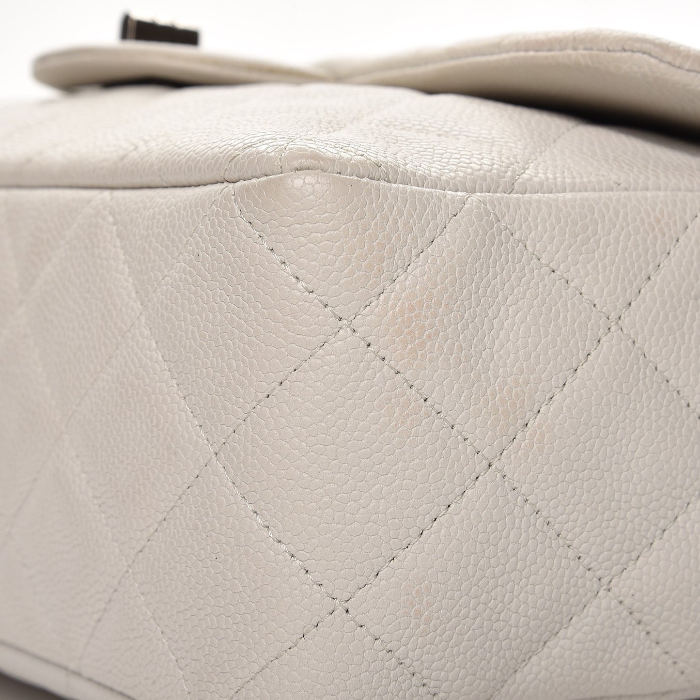 Caviar Quilted 2.55 Reissue 226 Flap White