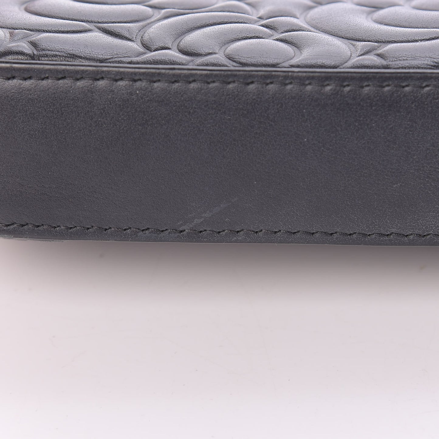 Lambskin Camellia Embossed Small Clutch With Chain Black