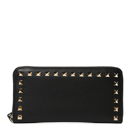 Valentino Garavani Pebbled Calfskin Rockstud Zip Around Wallet Black 1 of 11