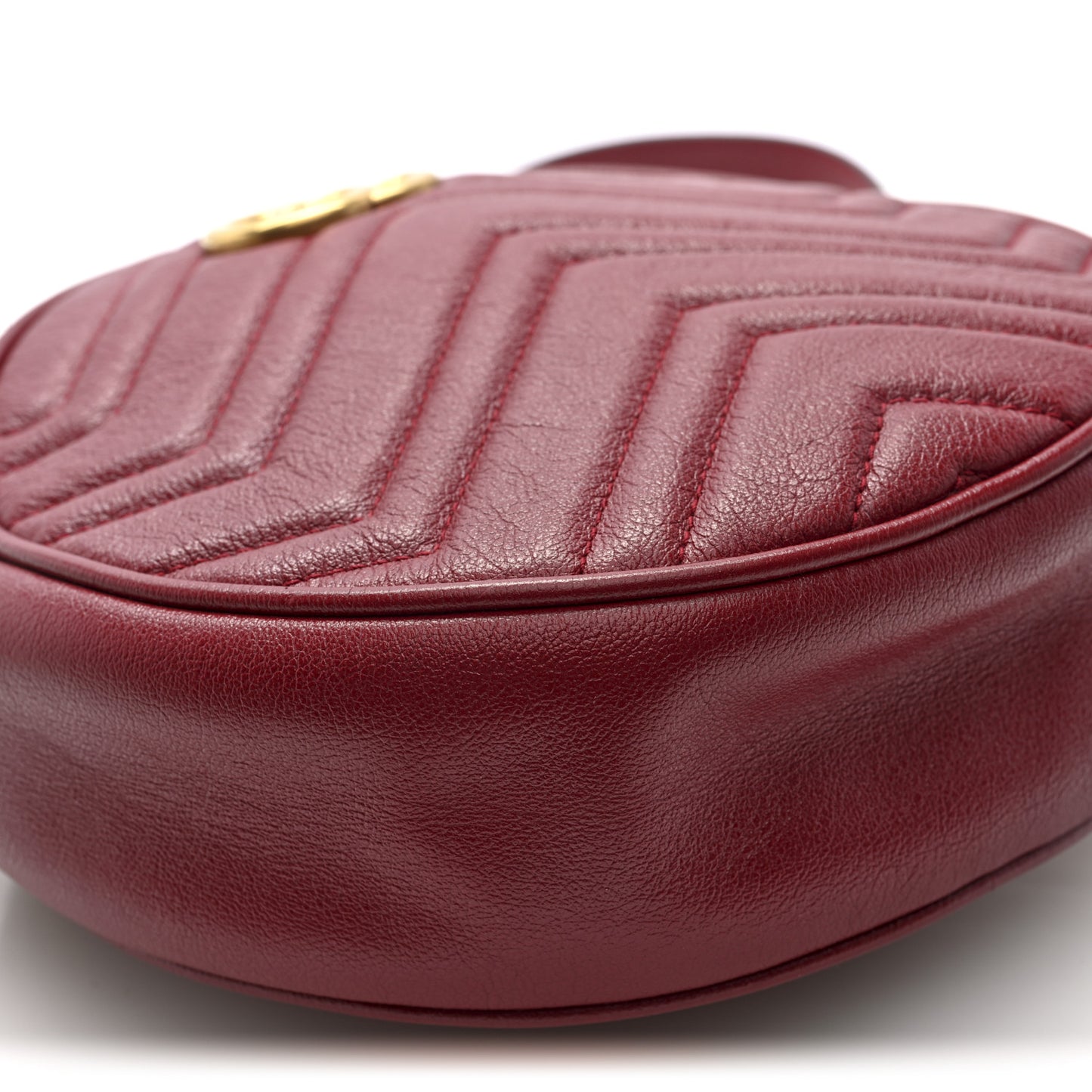 Glazed Calfskin Matelasse Heart Mini GG Marmont Round Shoulder Bag Romantic Cerise