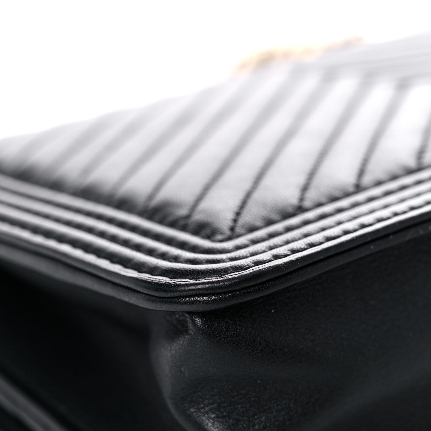 Calfskin Chevron Boy Wallet On Chain WOC Black