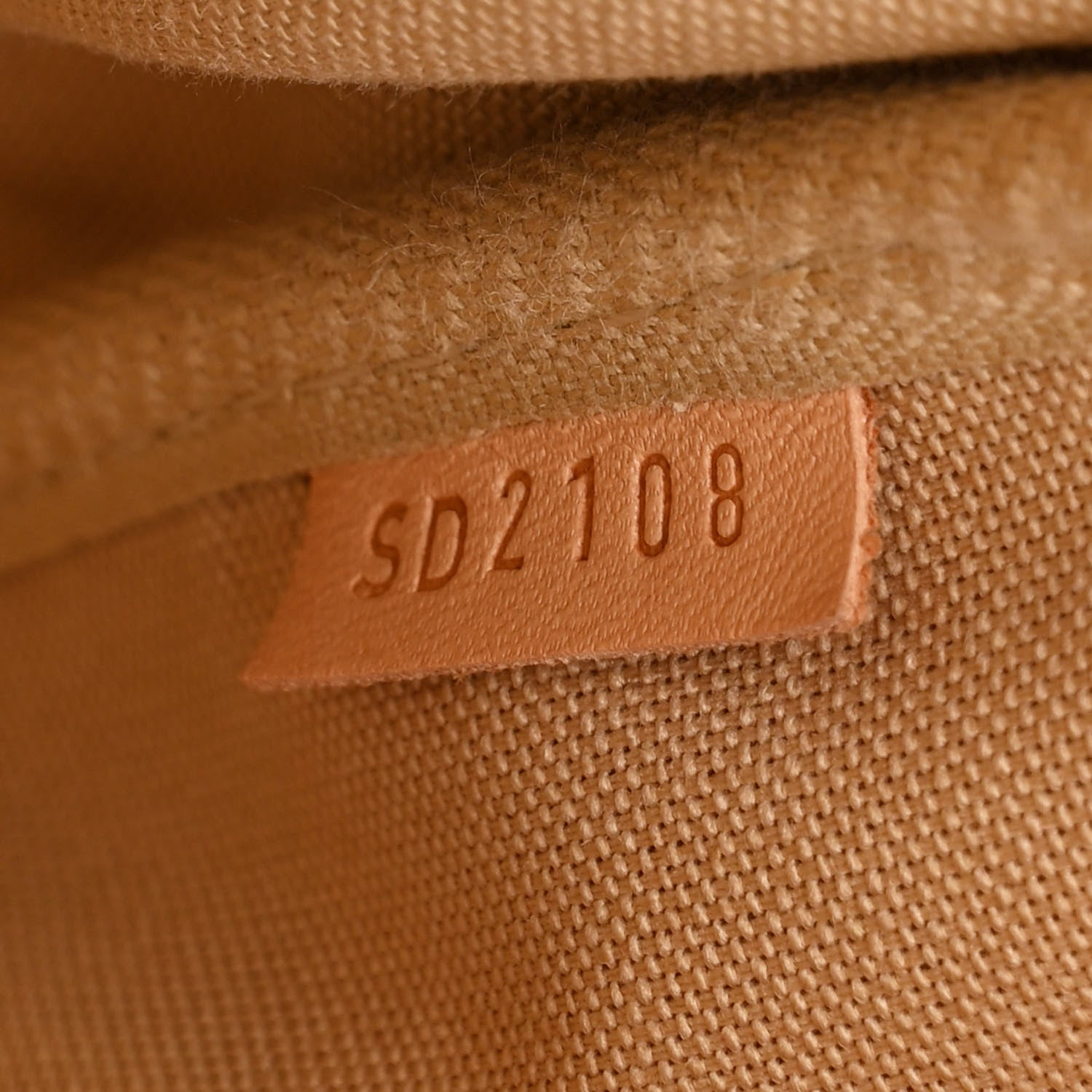 Louis Vuitton Damier Azur Favorite MM 8 of 11