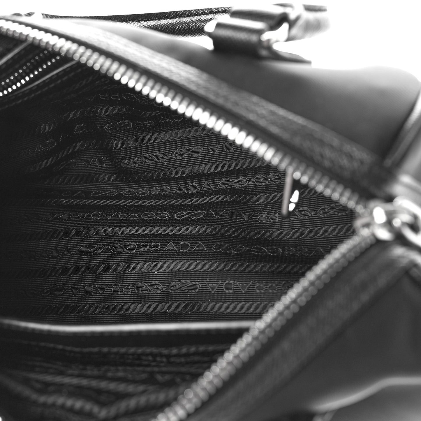 Nylon Saffiano Re-Edition 2005 Top Handle Crossbody Bag Black