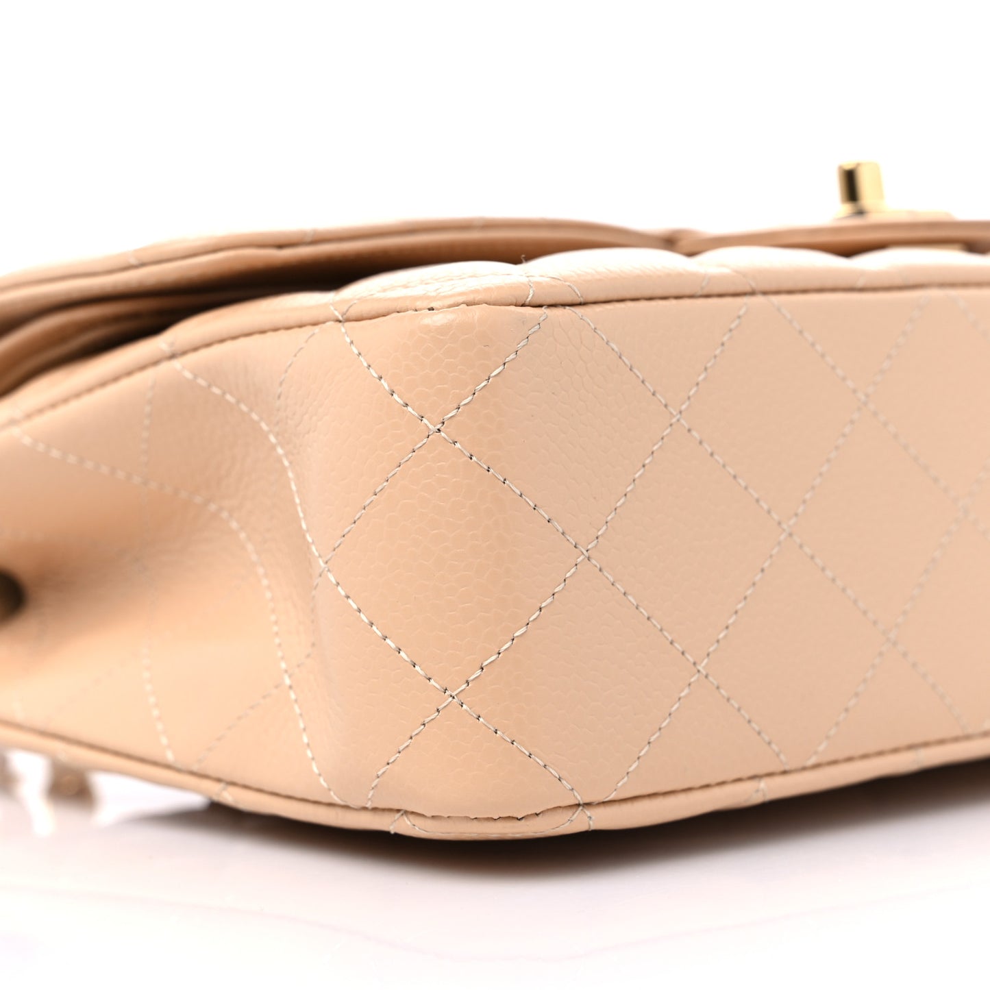 Caviar Quilted Medium Double Flap Beige Clair