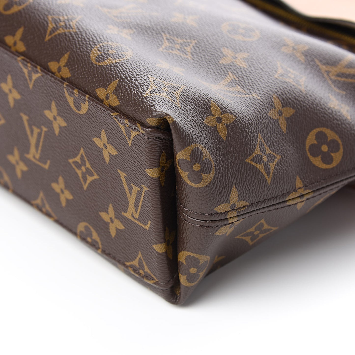 Monogram Tuileries Besace Sesame Peach Creme
