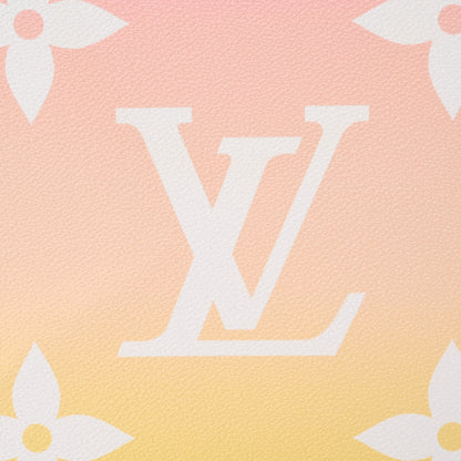 Louis Vuitton Monogram Giant By The Pool OnTheGo GM Light Pink 8 of 11
