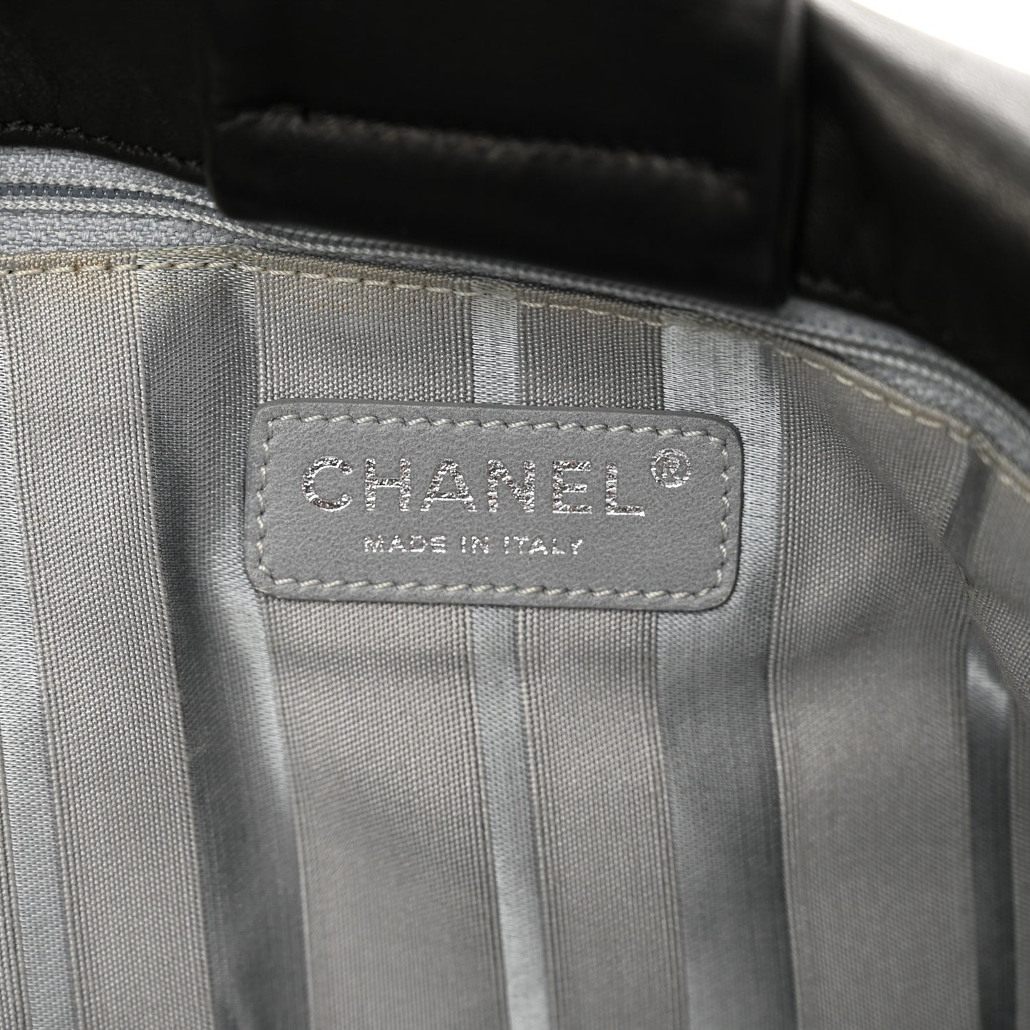 Lambskin CC Disc Accordion Flap Black