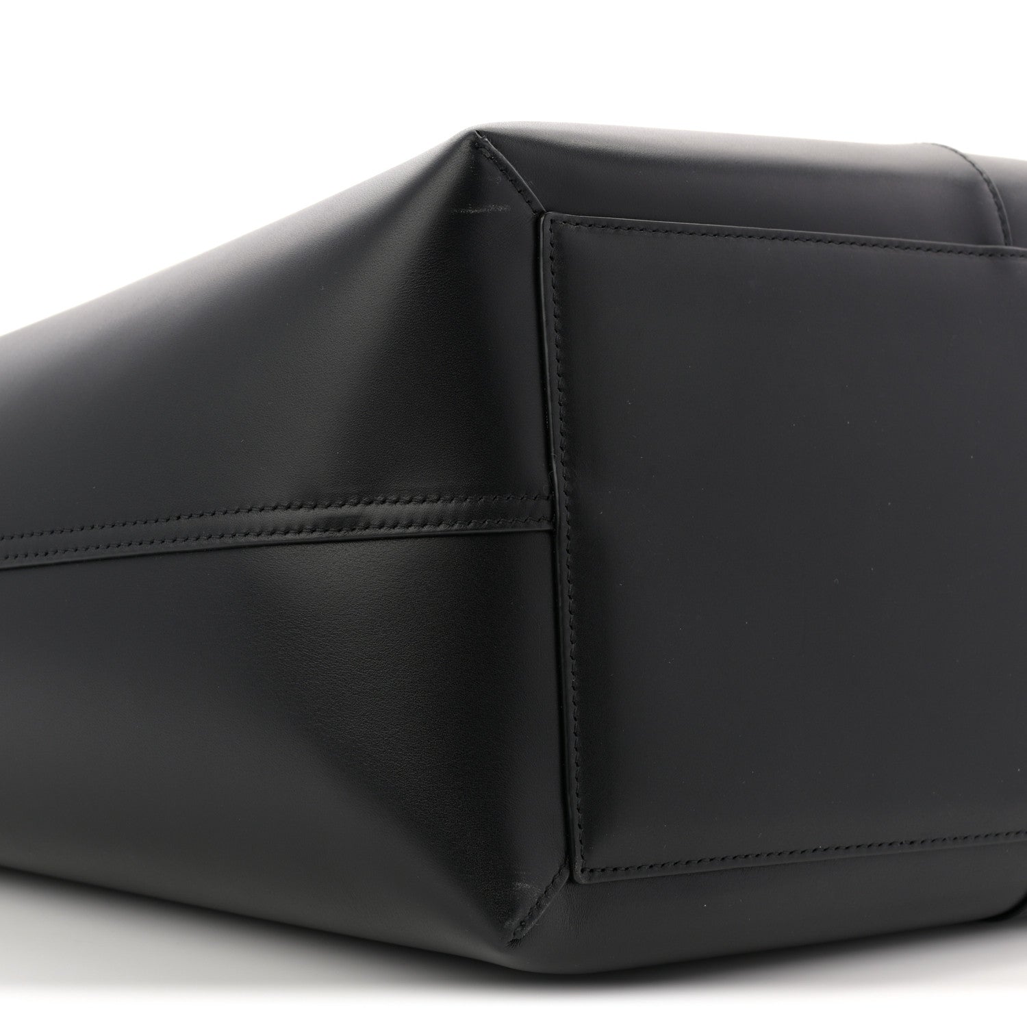 Saint Laurent Smooth Calfskin Maxi Trapezoid Shopping Tote Black 8 of 11