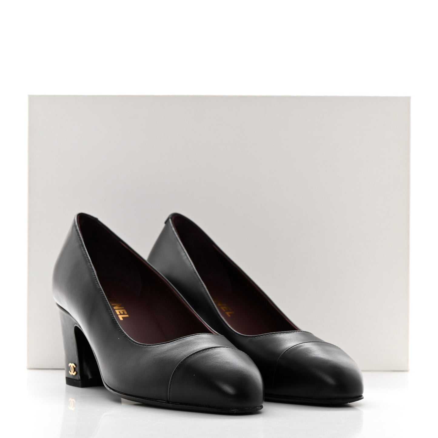 Lambskin Cap Toe CC Pumps 36 Black