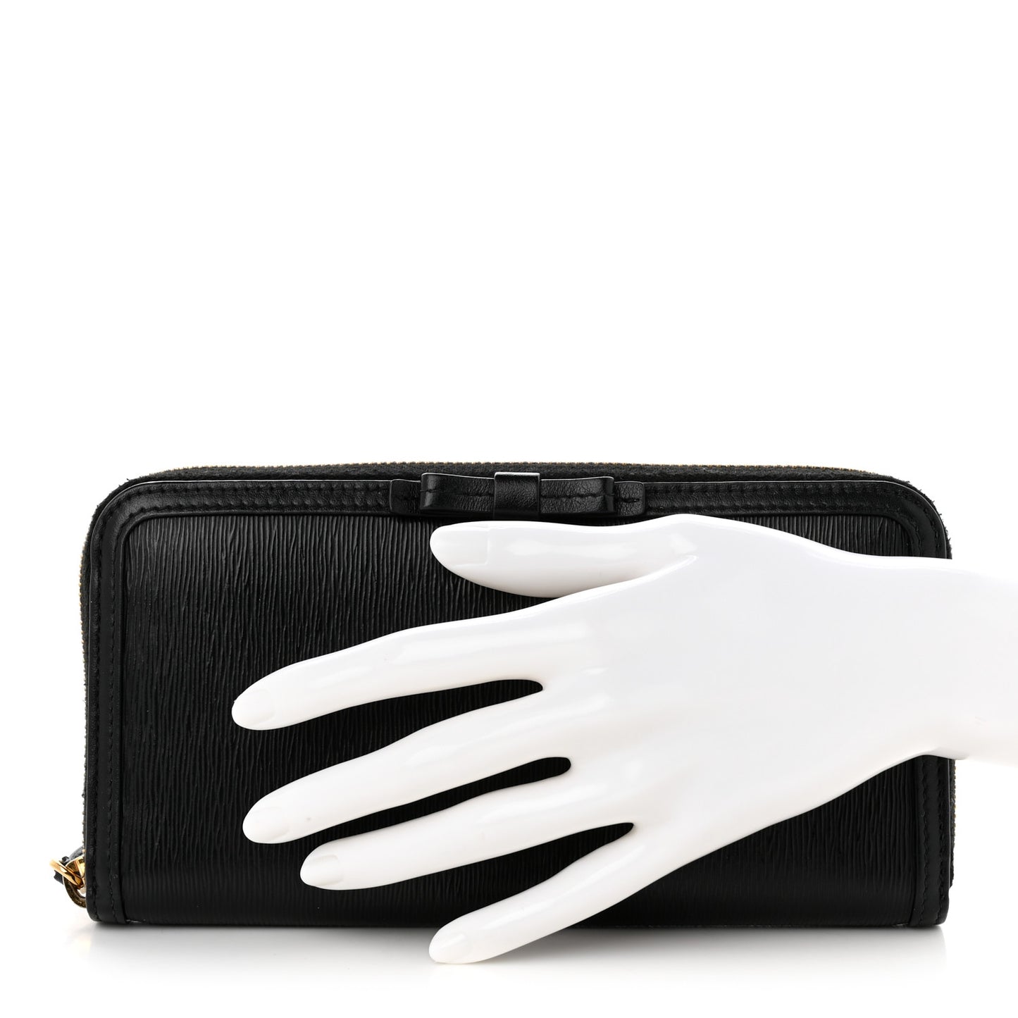 Vitello Move Bow Zip Around Wallet Black