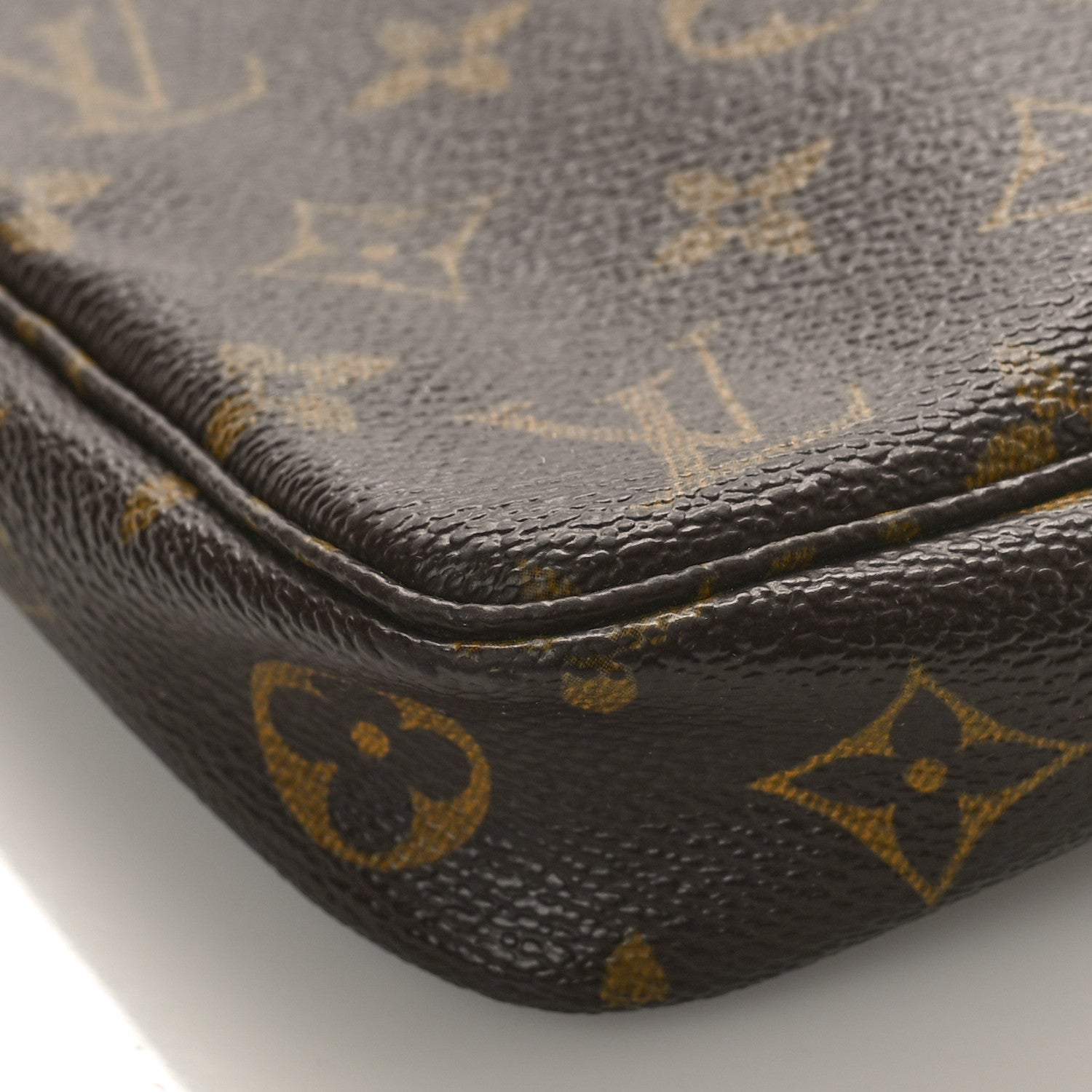 Louis Vuitton Monogram Pochette Accessories 8 of 9