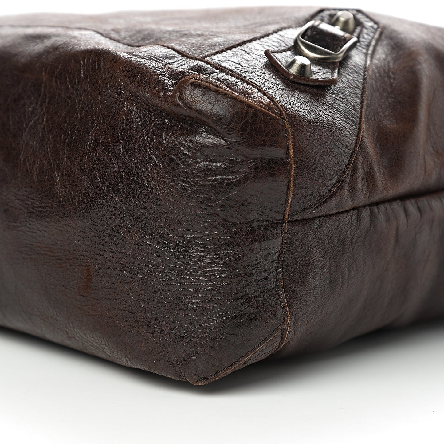 Chevre Classic Silver Hardware Mens Day Messenger Brown