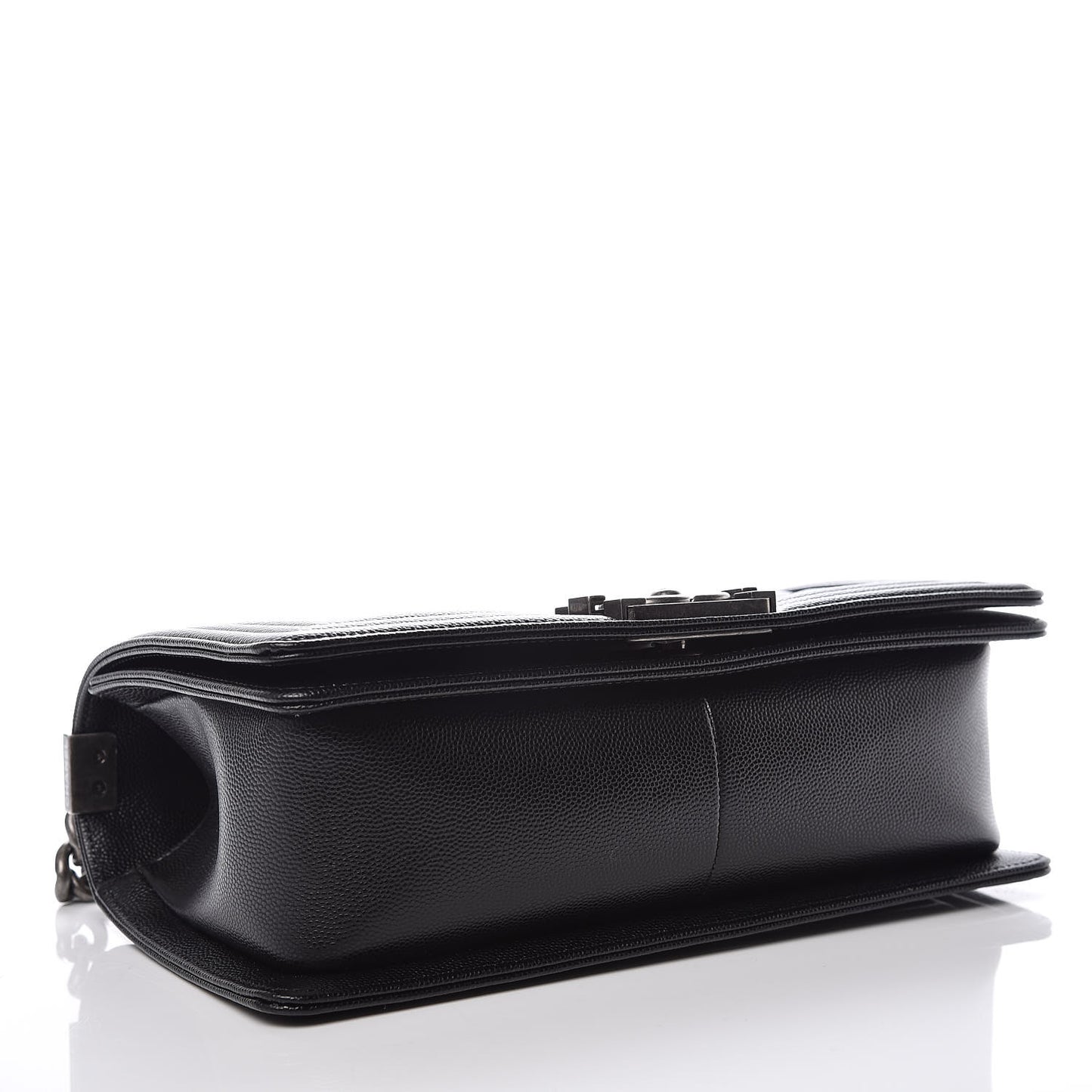 Caviar Quilted Medium Boy Flap Black