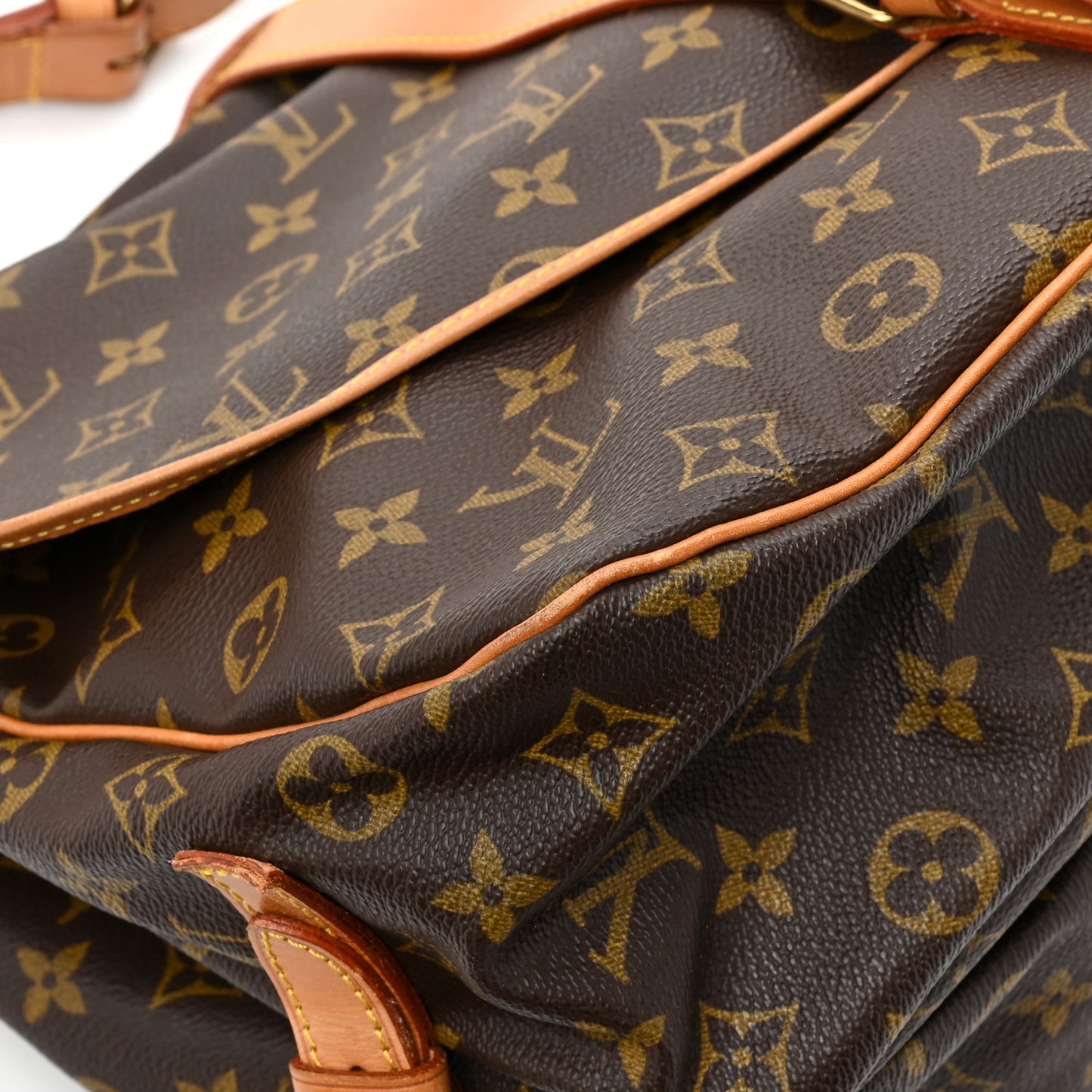Monogram Saumur 35