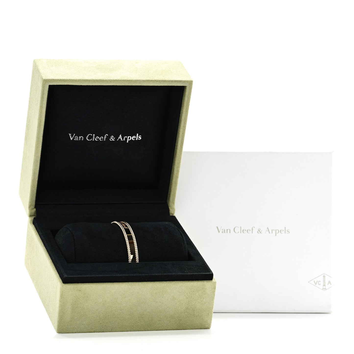 18K Yellow Gold Perlee Signature Bangle Bracelet M
