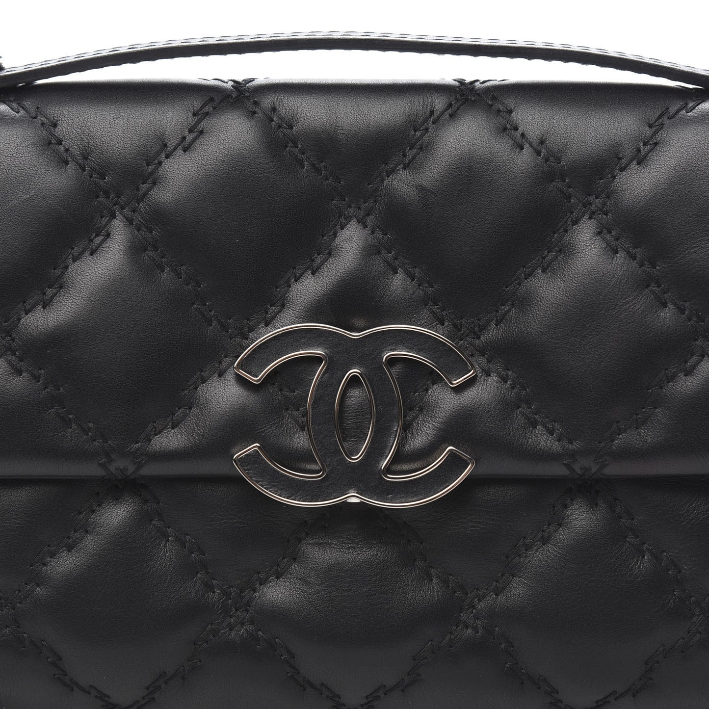 Calfskin Quilted Double Stitch Hamptons Clutch with Chain Black
