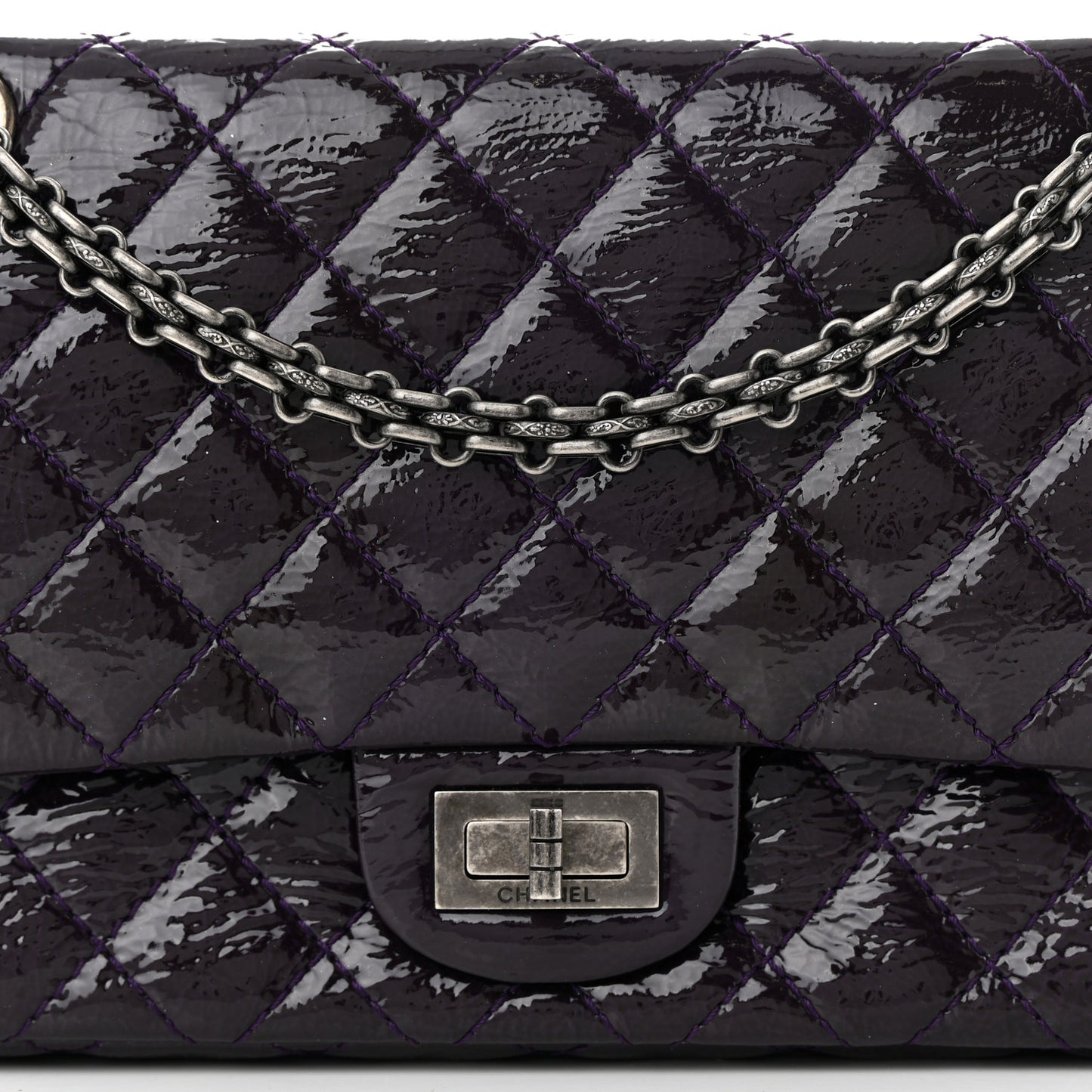 Distressed Patent Quilted 2.55 Reissue 225 Flap Purple