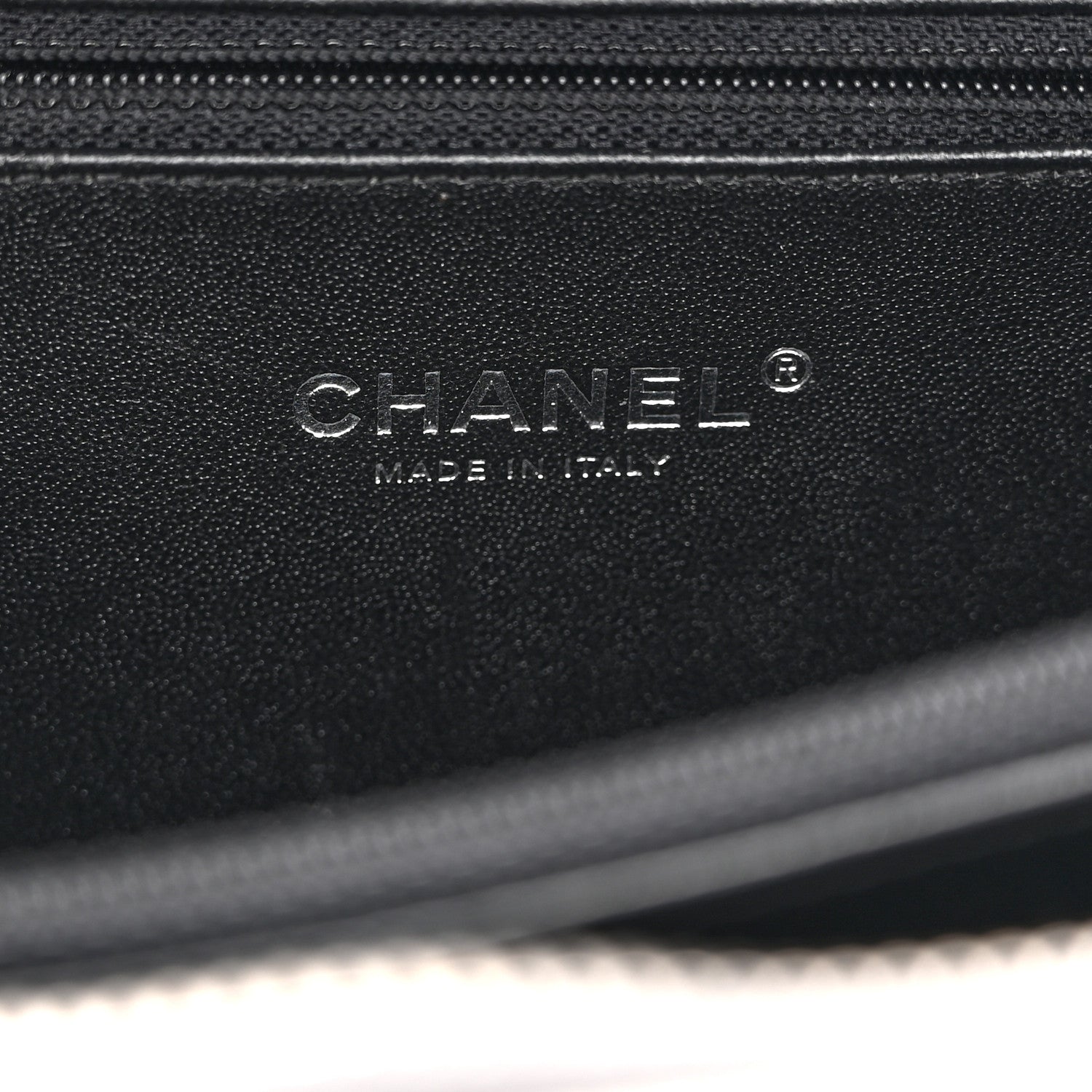 Chanel Metallic Caviar Quilted Medium CC Filigree Vanity Case Dark Silver 6 of 10