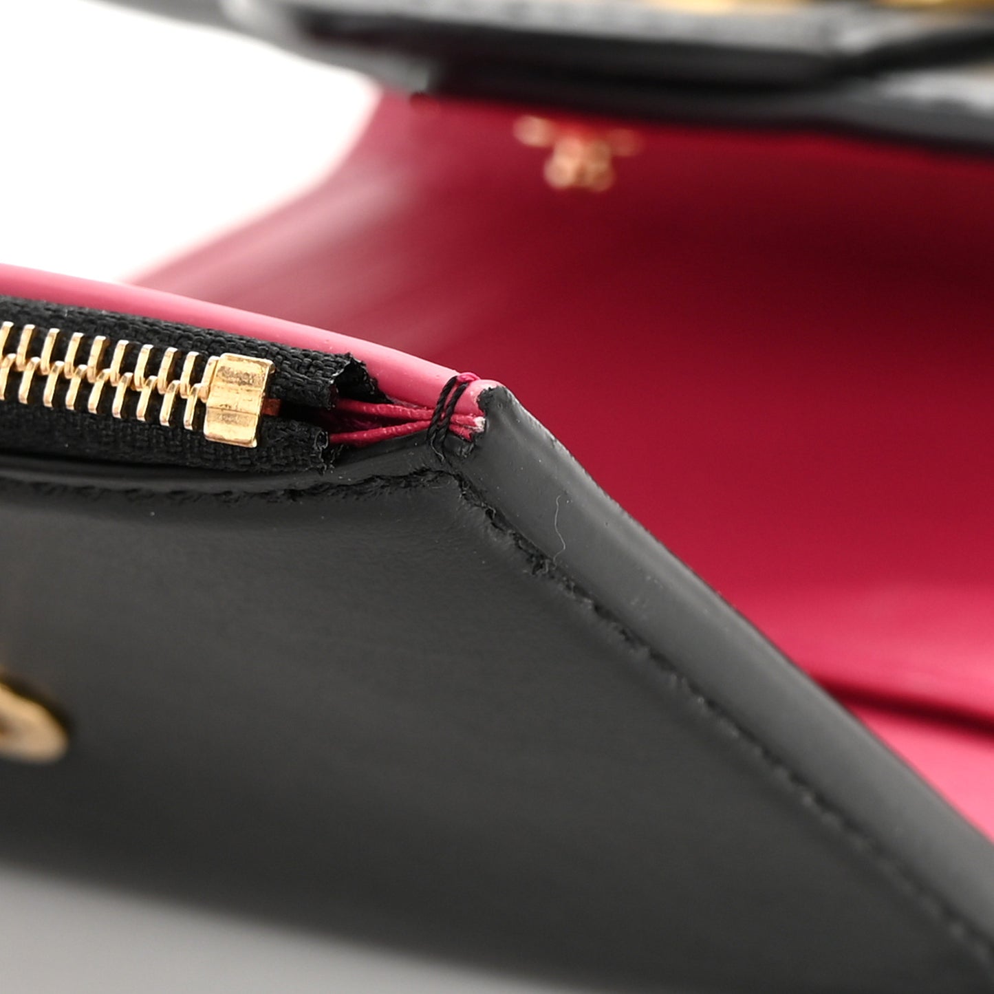 Smooth Calfskin LV Pont 9 Compact Wallet Black