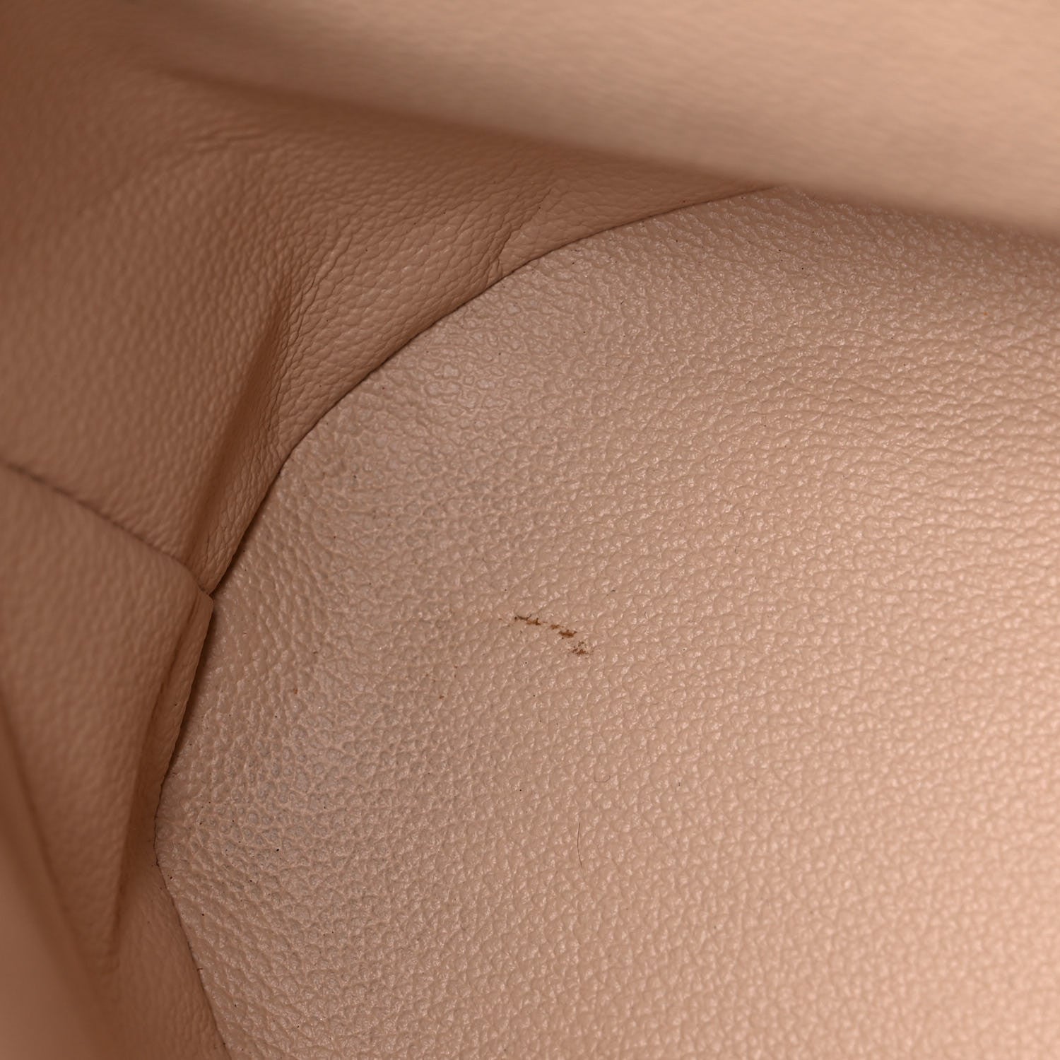 Louis Vuitton Monogram Petit Bucket 23 11 of 29