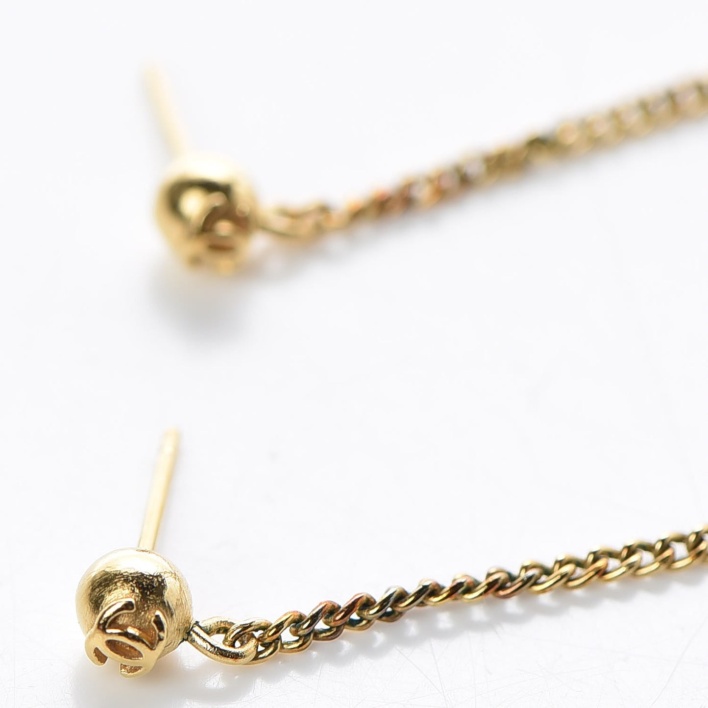 CC Drop Earrings Matte Gold