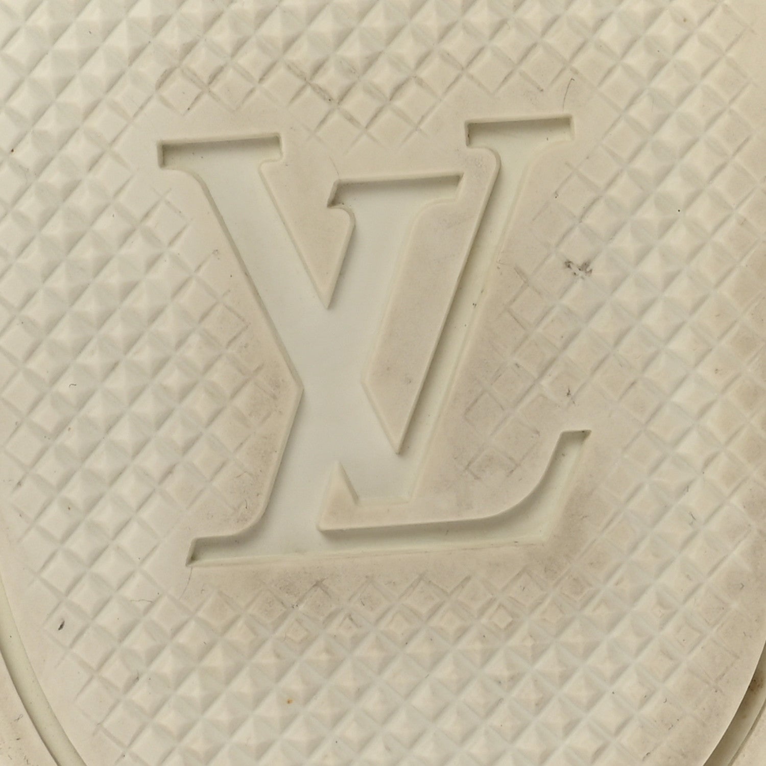 Louis Vuitton Calfskin Monogram Crafty Sneaker 38 White 7 of 9
