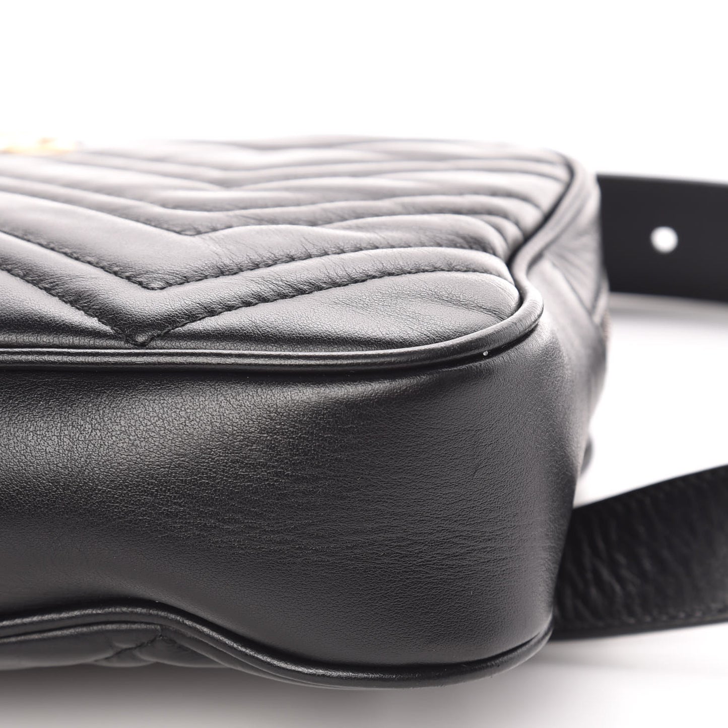 Calfskin Matelasse Mens GG Marmont Belt Bag 90 36 Black