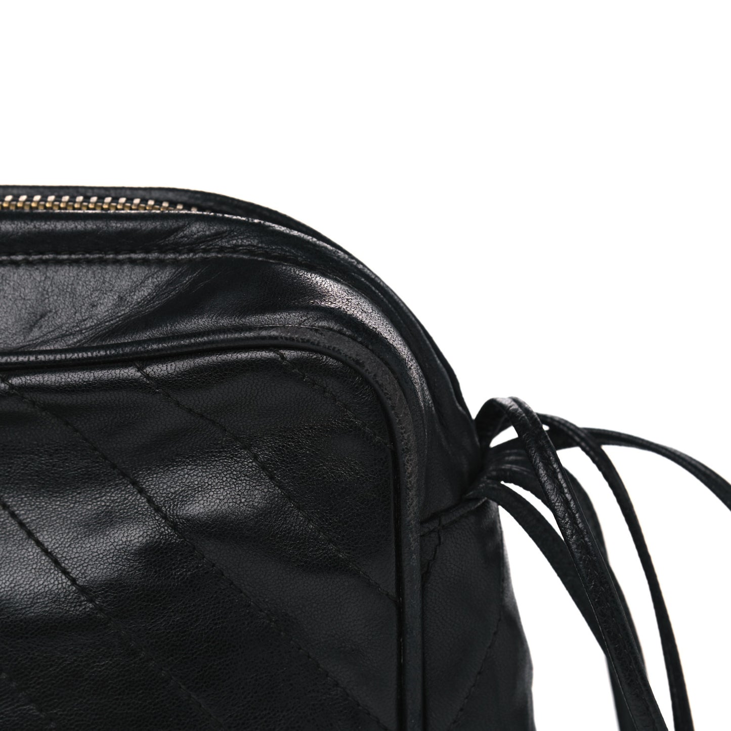 Lambskin Chevron Quilted Tassel Camera Case Black
