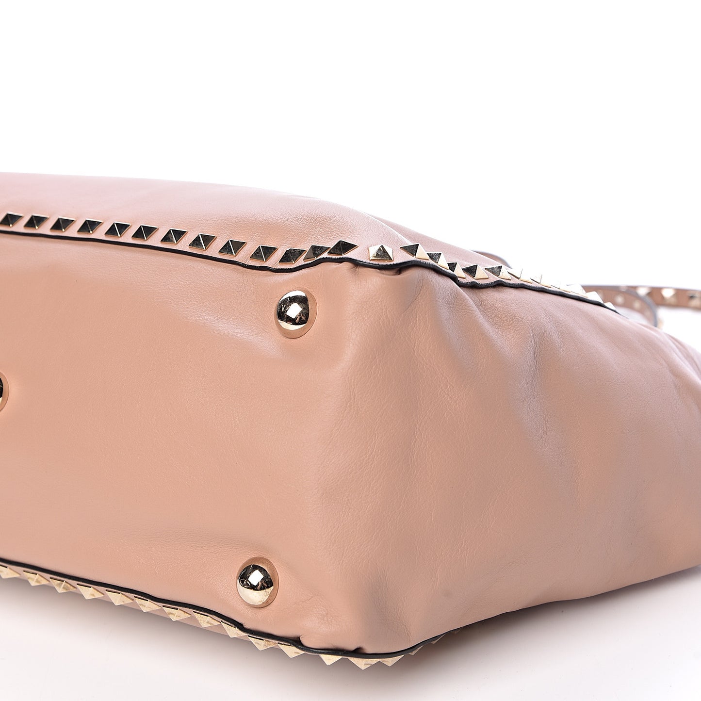 Vitello Medium Rockstud Tote Soft Noisette