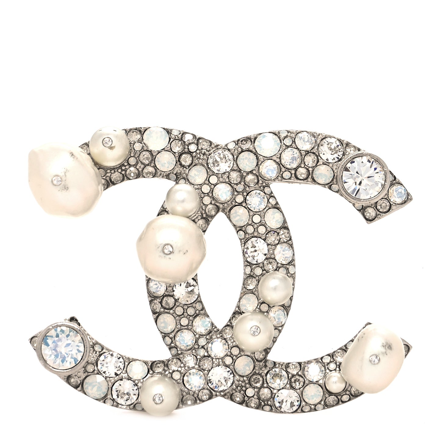 Pearl Crystal CC Mini Brooch Silver
