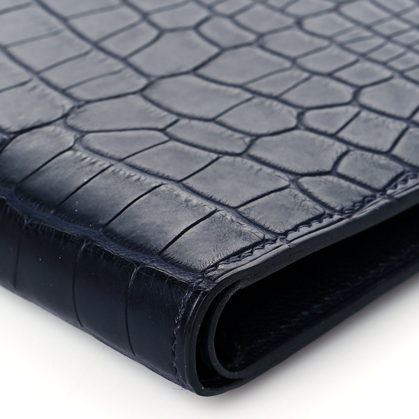 Matte Alligator MC2 Copernic Compact Wallet