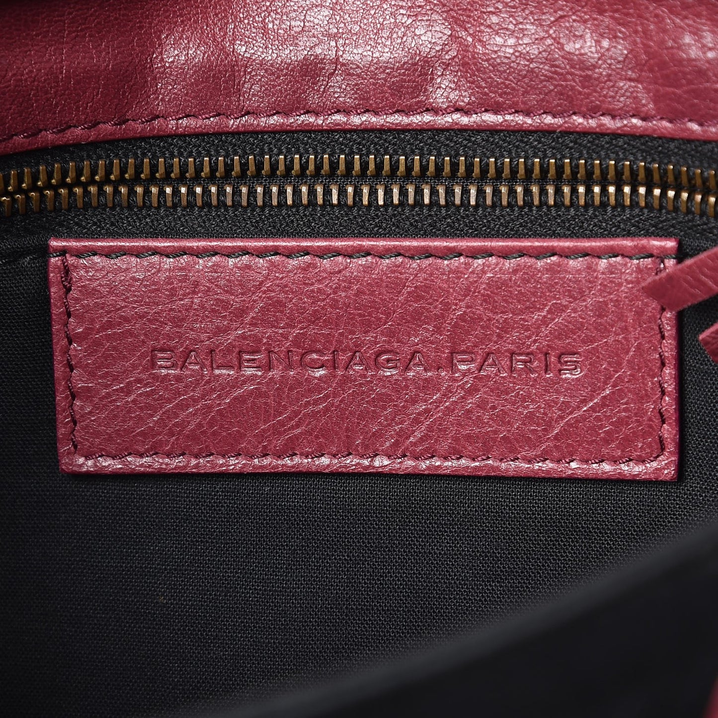 Agneau Classic Hardware Envelope Clutch Cassis
