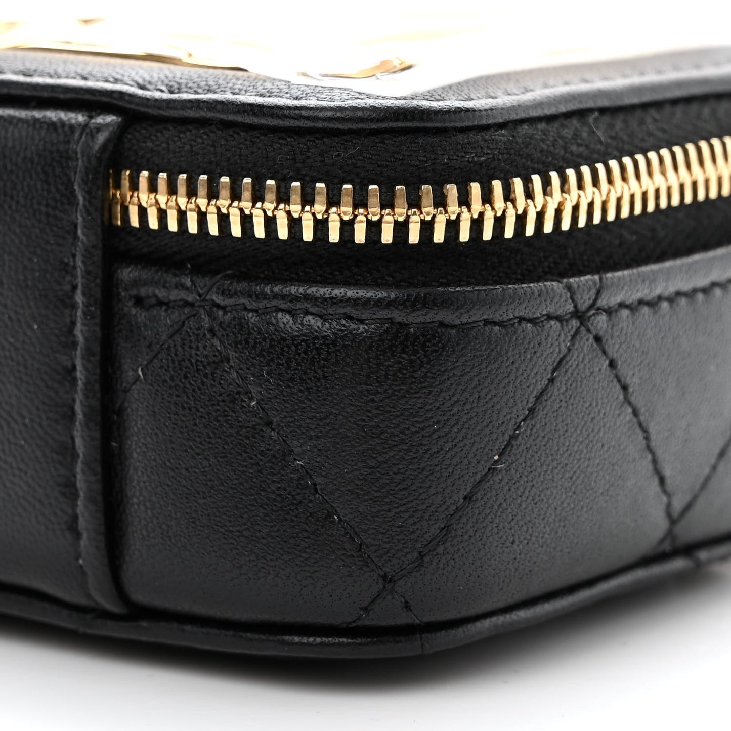 Lambskin Quilted Golden Plate Clutch With Chain Black