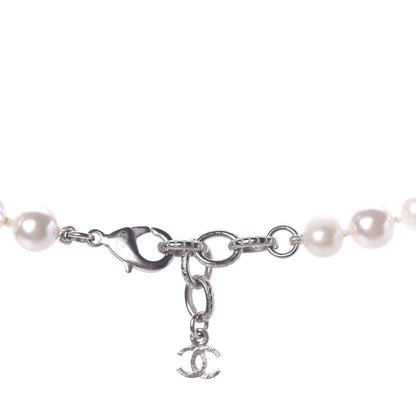 Chanel Pearl CC Short Necklace Silver 6 of 7