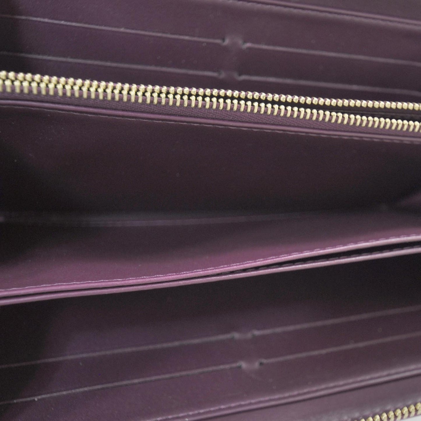 Vernis Zippy Wallet Violet
